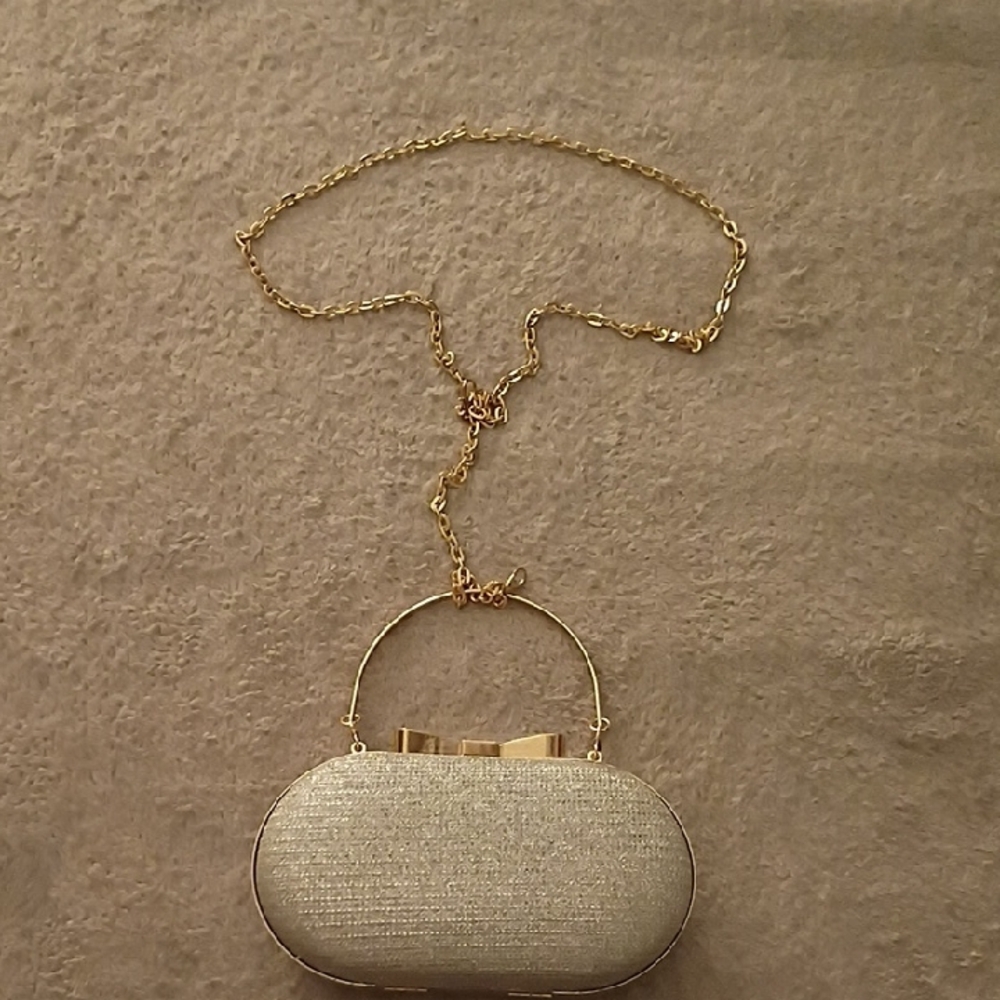 Elegant Silver Clutch with Chain Handle